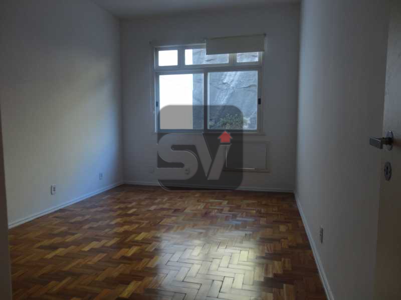 Conheça Quarto 2 do imóvel - Amplo. Claro. Ponto nobre do Flamengo. Elétrica nova. 3 quartos (1 suíte com varanda) - VIAP30249 - 7 Quarto 2 - Amplo. Claro. Ponto nobre do Flamengo. Elétrica nova. 3 quartos (1 suíte com varanda) - VIAP30249 - 7