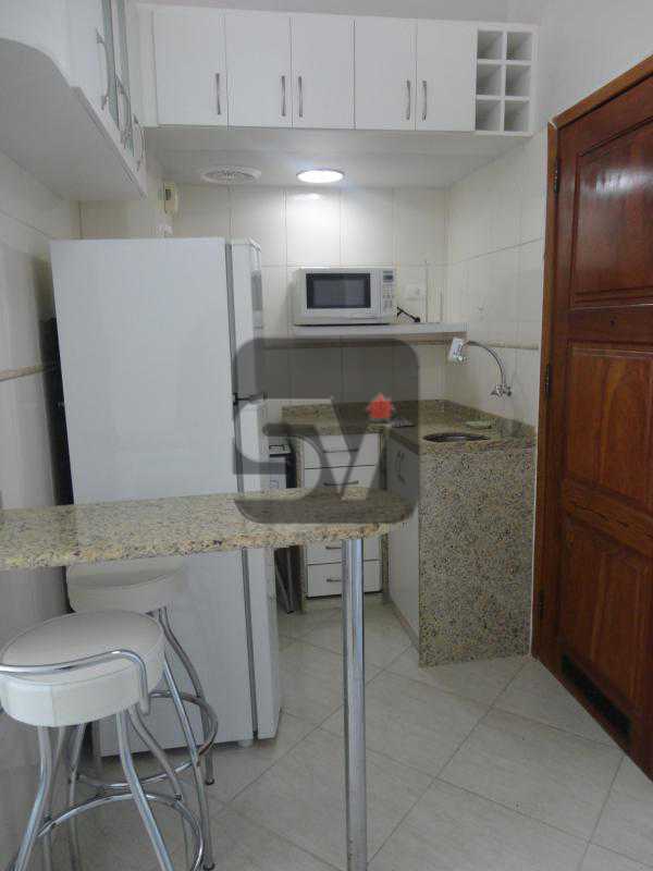 Conheça Cozinha do imóvel - Mobiliado. Silencioso. Indevassável. Andar Alto. Laranjeiras. Kitnet - VIKI00065 - 10 Cozinha - Mobiliado. Silencioso. Indevassável. Andar Alto. Laranjeiras. Kitnet - VIKI00065 - 10