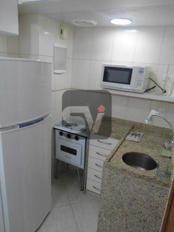 Conheça Cozinha do imóvel - Mobiliado. Silencioso. Indevassável. Andar Alto. Laranjeiras. Kitnet - VIKI00065 - 11 Cozinha - Mobiliado. Silencioso. Indevassável. Andar Alto. Laranjeiras. Kitnet - VIKI00065 - 11