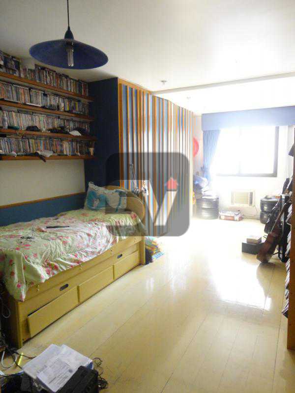 Conheça Quarto 1 2ºandar do imóvel - Magnífico apartamento duplex. 3 SUÍTES. Varanda. 2 Vagas - VIAP30275 - 13 Quarto 1 2ºandar - Magnífico apartamento duplex. 3 SUÍTES. Varanda. 2 Vagas - VIAP30275 - 13