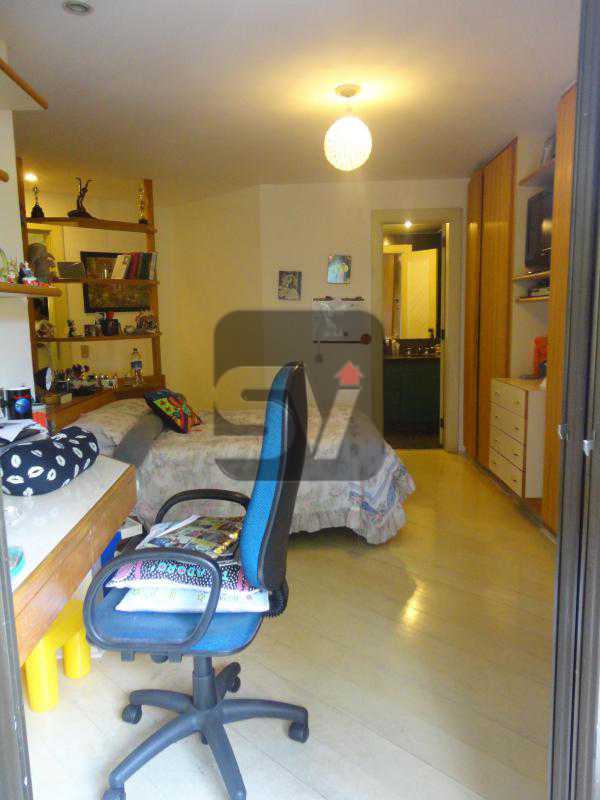 Conheça Quarto 2 2ºandar do imóvel - Magnífico apartamento duplex. 3 SUÍTES. Varanda. 2 Vagas - VIAP30275 - 9 Quarto 2 2ºandar - Magnífico apartamento duplex. 3 SUÍTES. Varanda. 2 Vagas - VIAP30275 - 9