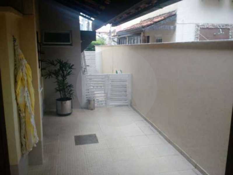 Conheça 13 do imóvel - Imobiliária Agatê Imóveis vende Casa em Condomínio de 100m² Itaipu - Niterói por 430 mil reais. - HTCN30024 - 15 13 - Imobiliária Agatê Imóveis vende Casa em Condomínio de 100m² Itaipu - Niterói por 430 mil reais. - HTCN30024 - 15