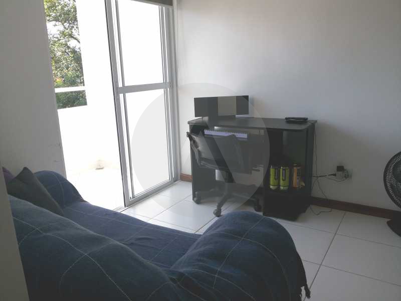 Conheça 4 - Sala do imóvel - Imobiliária Agatê Imóveis vende Casa de 98 m² Itaipu - Niterói por 420 mil reais. - HTCA30064 - 6 4 - Sala - Imobiliária Agatê Imóveis vende Casa de 98 m² Itaipu - Niterói por 420 mil reais. - HTCA30064 - 6