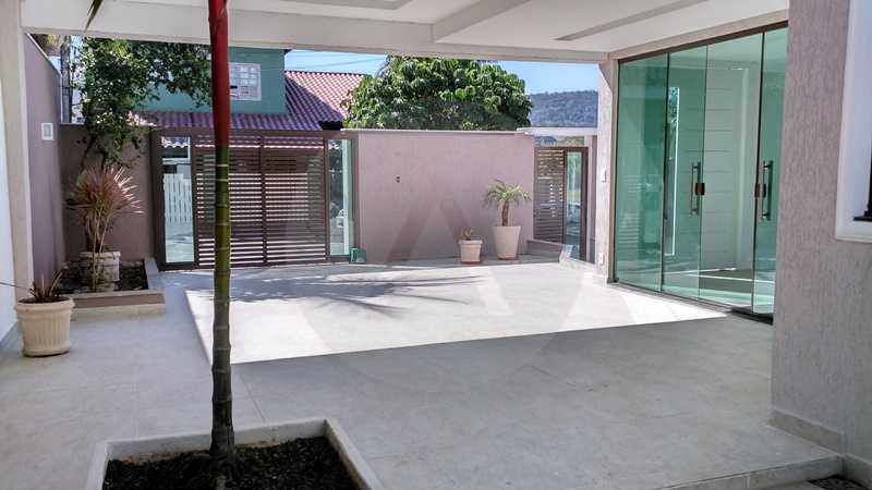 Conheça 29 - Garagem do imóvel - Imobiliária Agatê Imóveis vende Casa de 330m² Camboinhas - Niterói por 2.800 milhões reais. - HTCA40046 - 30 29 - Garagem - Imobiliária Agatê Imóveis vende Casa de 330m² Camboinhas - Niterói por 2.800 milhões reais. - HTCA40046 - 30