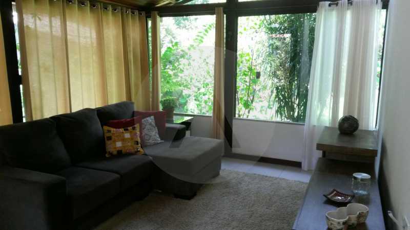 Conheça 13 Casa Mini Sitio Itaipu. do imóvel - Imobiliária Agatê Imóveis vende Casa de 210 m² Itaipu - Niterói por 850 mil reais. - HTCA40055 - 14 13 Casa Mini Sitio Itaipu. - Imobiliária Agatê Imóveis vende Casa de 210 m² Itaipu - Niterói por 850 mil reais. - HTCA40055 - 14