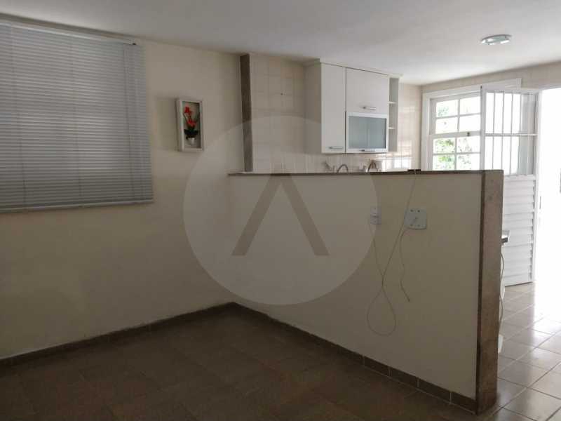 Conheça 8 Casa Padrão Itaipu. do imóvel - Imobiliária Agatê Imóveis vende Casa Padrão de 220m² Itaipu - Niterói por 700 mil reais. - HTCA30182 - 9 8 Casa Padrão Itaipu. - Imobiliária Agatê Imóveis vende Casa Padrão de 220m² Itaipu - Niterói por 700 mil reais. - HTCA30182 - 9