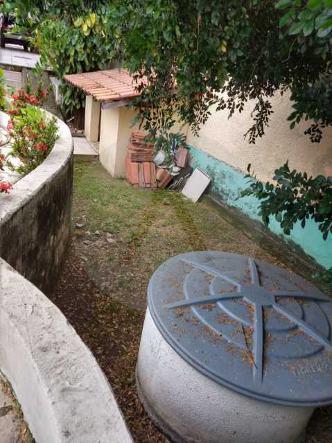 Conheça 17 Casa Padrão Itaipu. do imóvel - Imobiliária Agatê Imóveis vende Casa Padrão de 220m² Itaipu - Niterói por 700 mil reais. - HTCA30182 - 18 17 Casa Padrão Itaipu. - Imobiliária Agatê Imóveis vende Casa Padrão de 220m² Itaipu - Niterói por 700 mil reais. - HTCA30182 - 18