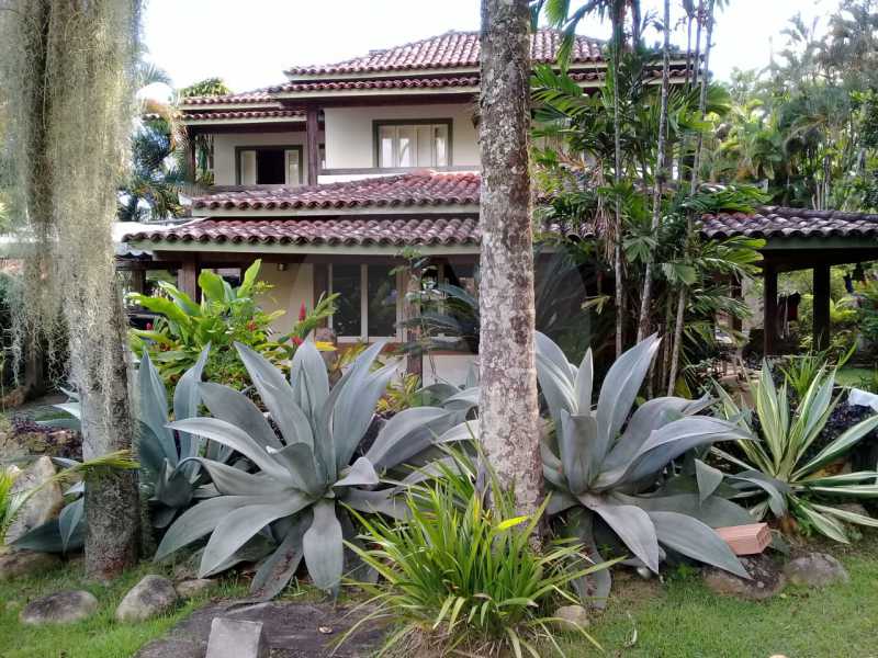 Conheça 1 Casa Duplex em Condomínio I do imóvel - Imobiliária Agatê Imóveis vende Casa em Condomínio de 420m² Itaipu - Niterói por 1.400 mil reais. - HTCN50009 - 1 1 Casa Duplex em Condomínio I - Imobiliária Agatê Imóveis vende Casa em Condomínio de 420m² Itaipu - Niterói por 1.400 mil reais. - HTCN50009 - 1