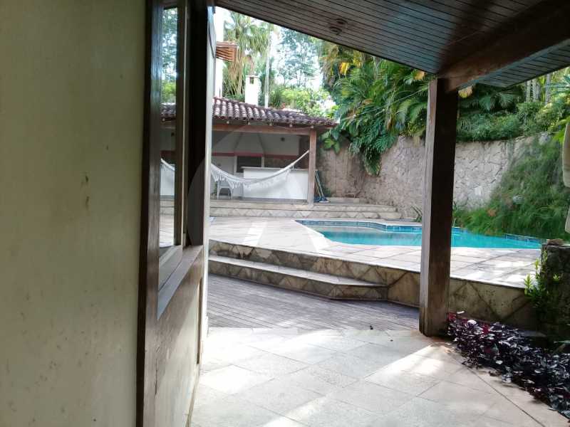 Conheça 5 Casa Duplex em Condomínio I do imóvel - Imobiliária Agatê Imóveis vende Casa em Condomínio de 420m² Itaipu - Niterói por 1.400 mil reais. - HTCN50009 - 6 5 Casa Duplex em Condomínio I - Imobiliária Agatê Imóveis vende Casa em Condomínio de 420m² Itaipu - Niterói por 1.400 mil reais. - HTCN50009 - 6