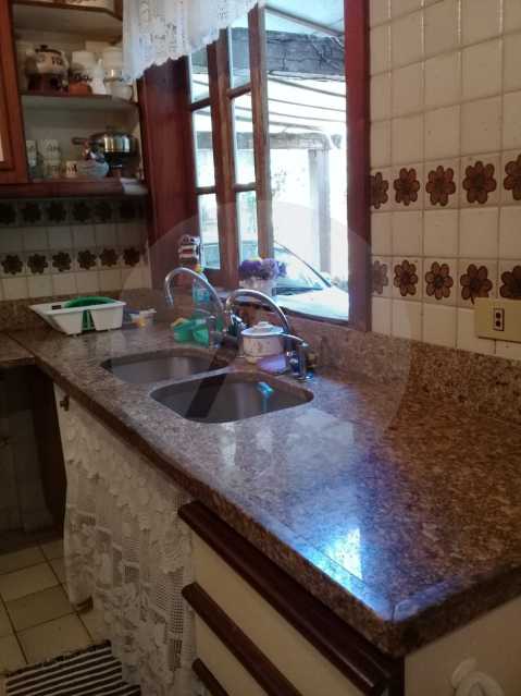Conheça 16 Casa Duplex em Condomínio do imóvel - Imobiliária Agatê Imóveis vende Casa em Condomínio de 420m² Itaipu - Niterói por 1.400 mil reais. - HTCN50009 - 16 16 Casa Duplex em Condomínio - Imobiliária Agatê Imóveis vende Casa em Condomínio de 420m² Itaipu - Niterói por 1.400 mil reais. - HTCN50009 - 16