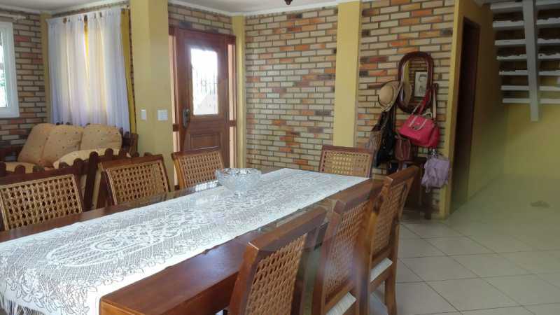 Conheça 8 Casa Padrão Piratininga. do imóvel - Imobiliária Agatê Imóveis vende Casa Triplex de 316 m² Piratininga - Niterói por 1.150 mil reais. - HTCA40105 - 9 8 Casa Padrão Piratininga. - Imobiliária Agatê Imóveis vende Casa Triplex de 316 m² Piratininga - Niterói por 1.150 mil reais. - HTCA40105 - 9