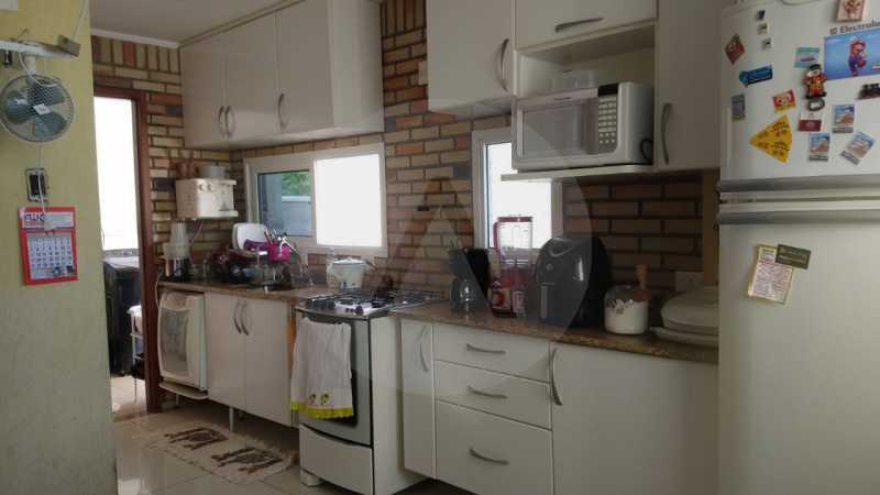 Conheça 24 Casa Padrão Piratininga. do imóvel - Imobiliária Agatê Imóveis vende Casa Triplex de 316 m² Piratininga - Niterói por 1.150 mil reais. - HTCA40105 - 25 24 Casa Padrão Piratininga. - Imobiliária Agatê Imóveis vende Casa Triplex de 316 m² Piratininga - Niterói por 1.150 mil reais. - HTCA40105 - 25