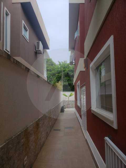 Conheça casa rua buzzin itaipu 08 do imóvel - Imobiliária Agatê Imóveis vende casa em condomínio por R 950.000 - Itaipu - Niterói/RJ - HTCN40082 - 10 casa rua buzzin itaipu 08 - Imobiliária Agatê Imóveis vende casa em condomínio por R 950.000 - Itaipu - Niterói/RJ - HTCN40082 - 10