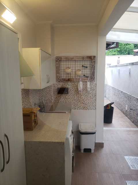 Conheça casa rua buzzin itaipu 10 do imóvel - Imobiliária Agatê Imóveis vende casa em condomínio por R 950.000 - Itaipu - Niterói/RJ - HTCN40082 - 12 casa rua buzzin itaipu 10 - Imobiliária Agatê Imóveis vende casa em condomínio por R 950.000 - Itaipu - Niterói/RJ - HTCN40082 - 12