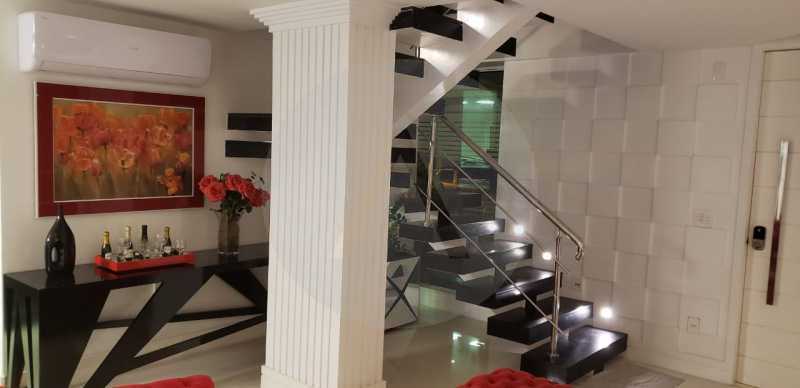 Conheça 3 Casa Triplex Camboinhas. do imóvel - Imobiliária Agatê Imóveis vende Magnífica Casa Triplex de 425 m² Camboinhas - Niterói. - HTCA40129 - 4 3 Casa Triplex Camboinhas. - Imobiliária Agatê Imóveis vende Magnífica Casa Triplex de 425 m² Camboinhas - Niterói. - HTCA40129 - 4
