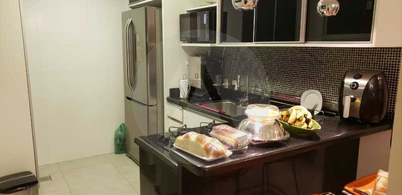 Conheça 19 Casa Triplex Camboinhas. do imóvel - Imobiliária Agatê Imóveis vende Magnífica Casa Triplex de 425 m² Camboinhas - Niterói. - HTCA40129 - 20 19 Casa Triplex Camboinhas. - Imobiliária Agatê Imóveis vende Magnífica Casa Triplex de 425 m² Camboinhas - Niterói. - HTCA40129 - 20