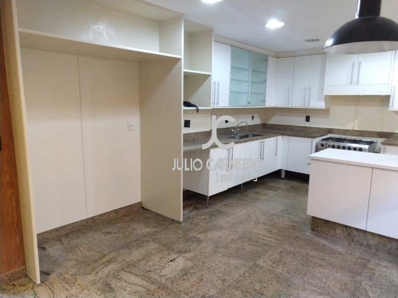 Conheça 15 - WhatsApp Image 2019-07-15 do imóvel - Casa em Condomínio Villa Verde, Rio de Janeiro, Zona Oeste ,Barra da Tijuca, RJ Para Venda e Aluguel, 4 Quartos, 470m² - JCCN40044 - 13 15 - WhatsApp Image 2019-07-15 - Casa em Condomínio Villa Verde, Rio de Janeiro, Zona Oeste ,Barra da Tijuca, RJ Para Venda e Aluguel, 4 Quartos, 470m² - JCCN40044 - 13