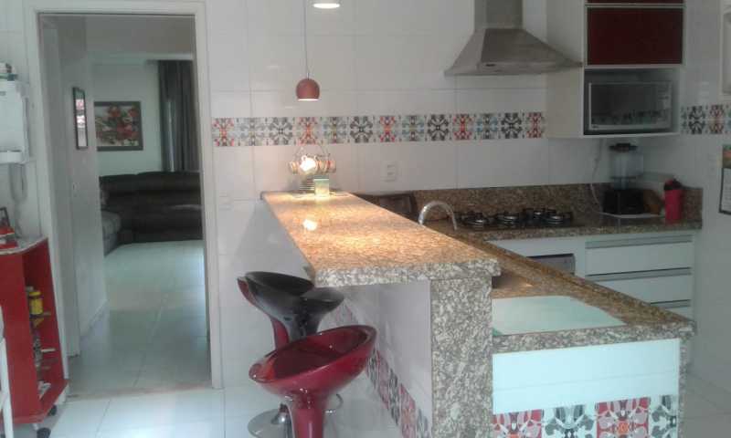 Conheça 0366402a-4579-40a3-886b-9125b7 do imóvel - CASA TRIPLEX, 4 QUARTOS SENDO 3 SUÍTES, SALA DE ESTAR SALA DE JANTAR, PRÓXIMO A CENTRO COMERCIAL, AO LADO DO JILÓ NA MANTEIGA, 15 MINUTOS DA BARRA DA TIJUCA - MCASV4009 - 18 0366402a-4579-40a3-886b-9125b7 - CASA TRIPLEX, 4 QUARTOS SENDO 3 SUÍTES, SALA DE ESTAR SALA DE JANTAR, PRÓXIMO A CENTRO COMERCIAL, AO LADO DO JILÓ NA MANTEIGA, 15 MINUTOS DA BARRA DA TIJUCA - MCASV4009 - 18