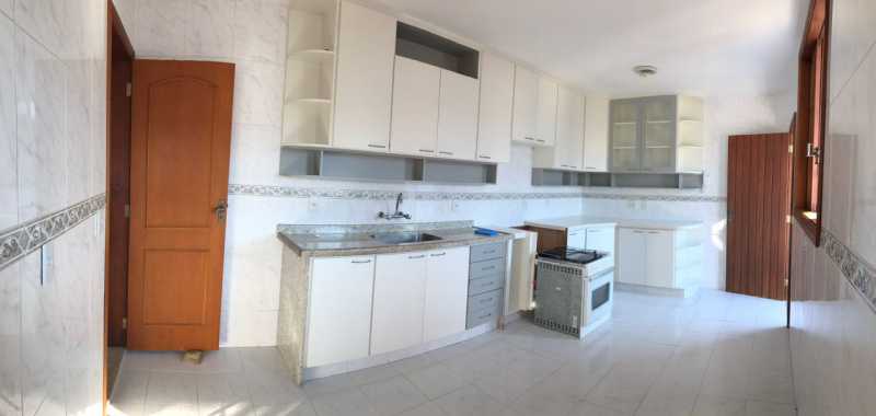 Conheça WhatsApp Image 2017-05-25 at 1 do imóvel - Excelente Casa Para Pessoas Exigentes - MCASV3001 - 13 WhatsApp Image 2017-05-25 at 1 - Excelente Casa Para Pessoas Exigentes - MCASV3001 - 13
