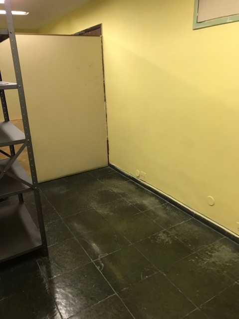 Conheça 74fce0a5-66b4-4447-b31b-3097ab do imóvel - 2 Excelentes Salas Comerciais sendo 1 com 75 M2 e outra com 30 M2, podendo serem juntas ou separadas, com Extraordinária Localização, Próxima Av. Brasil, Centro do Rio, Campo Vasco da Gama e Linha Vermelha, Aceitamos Proposta. - MCOML1005 - 10 74fce0a5-66b4-4447-b31b-3097ab - 2 Excelentes Salas Comerciais sendo 1 com 75 M2 e outra com 30 M2, podendo serem juntas ou separadas, com Extraordinária Localização, Próxima Av. Brasil, Centro do Rio, Campo Vasco da Gama e Linha Vermelha, Aceitamos Proposta. - MCOML1005 - 10