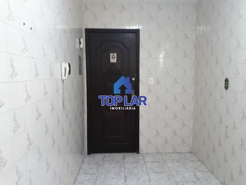 Conheça 15 do imóvel - Exc. Apto VAZIO, de sala e 1qto com armário e ar cond., coz. separada da área, bh. com blindex e gar. na escritura! ( Junto ao Polo Gastronômico de Vista Alegre ). - HAAP10010 - 16 15 - Exc. Apto VAZIO, de sala e 1qto com armário e ar cond., coz. separada da área, bh. com blindex e gar. na escritura! ( Junto ao Polo Gastronômico de Vista Alegre ). - HAAP10010 - 16