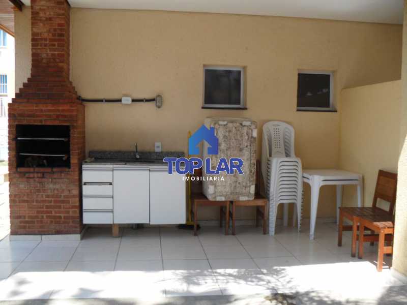 Conheça 03 do imóvel - Cond. com total segurança e infra, apto VAZIO, vrda, sla, 2qtos, bh. blindex, área com boiler, gar e elevador. (Dez - Rocha Miranda ). - HAAP20075 - 4 03 - Cond. com total segurança e infra, apto VAZIO, vrda, sla, 2qtos, bh. blindex, área com boiler, gar e elevador. (Dez - Rocha Miranda ). - HAAP20075 - 4