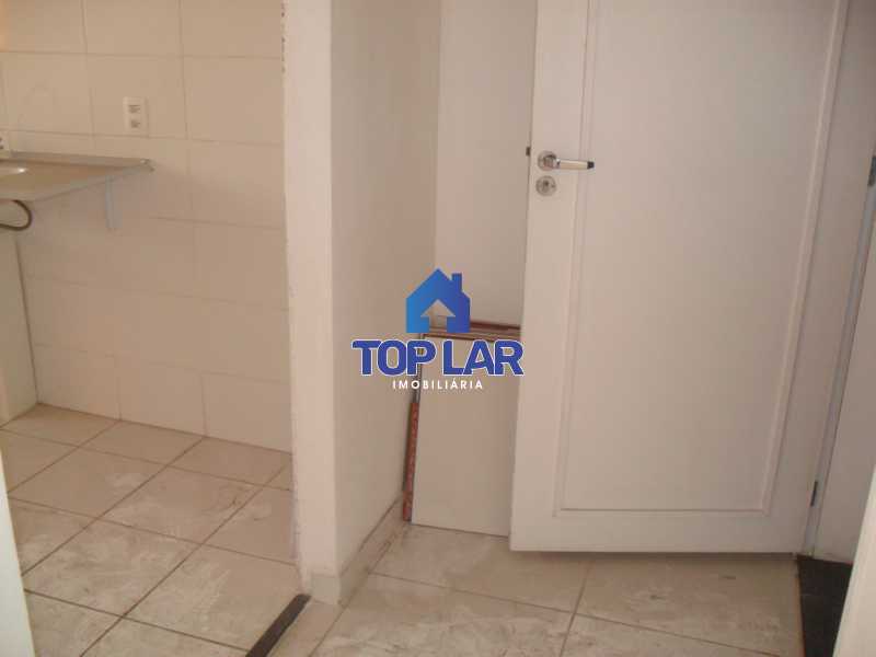 Conheça 18 do imóvel - Cond. com total segurança e infra, apto VAZIO, vrda, sla, 2qtos, bh. blindex, área com boiler, gar e elevador. (Dez - Rocha Miranda ). - HAAP20075 - 19 18 - Cond. com total segurança e infra, apto VAZIO, vrda, sla, 2qtos, bh. blindex, área com boiler, gar e elevador. (Dez - Rocha Miranda ). - HAAP20075 - 19