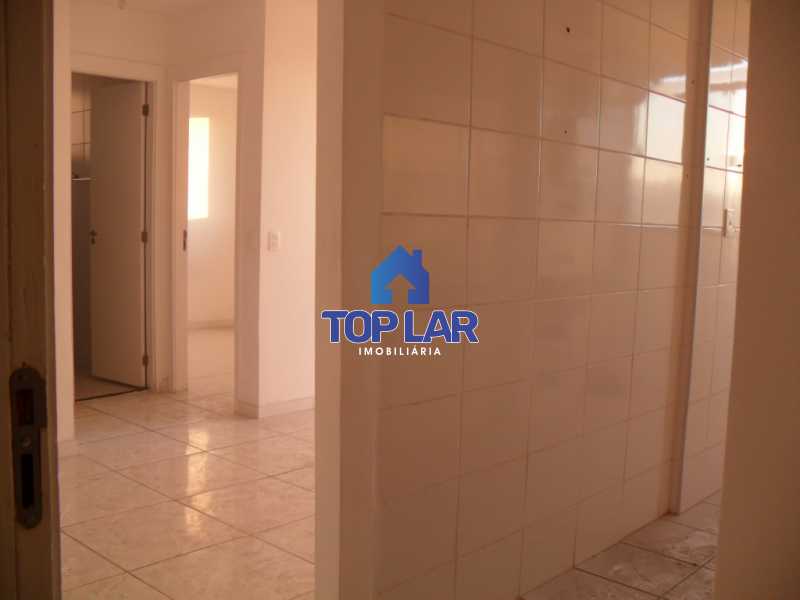 Conheça 21 do imóvel - Cond. com total segurança e infra, apto VAZIO, vrda, sla, 2qtos, bh. blindex, área com boiler, gar e elevador. (Dez - Rocha Miranda ). - HAAP20075 - 22 21 - Cond. com total segurança e infra, apto VAZIO, vrda, sla, 2qtos, bh. blindex, área com boiler, gar e elevador. (Dez - Rocha Miranda ). - HAAP20075 - 22