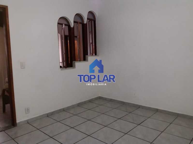 Conheça 19. do imóvel - Apartamento tipo CASA de fundos, com 01 lance de escada. Sala 2 qrts, banh social c blindex, coz. e área de serviço e terraço coberto. - HAAP20105 - 20 19. - Apartamento tipo CASA de fundos, com 01 lance de escada. Sala 2 qrts, banh social c blindex, coz. e área de serviço e terraço coberto. - HAAP20105 - 20