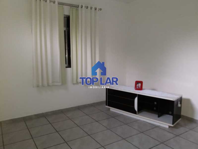 Conheça 21. do imóvel - Apartamento tipo CASA de fundos, com 01 lance de escada. Sala 2 qrts, banh social c blindex, coz. e área de serviço e terraço coberto. - HAAP20105 - 21 21. - Apartamento tipo CASA de fundos, com 01 lance de escada. Sala 2 qrts, banh social c blindex, coz. e área de serviço e terraço coberto. - HAAP20105 - 21