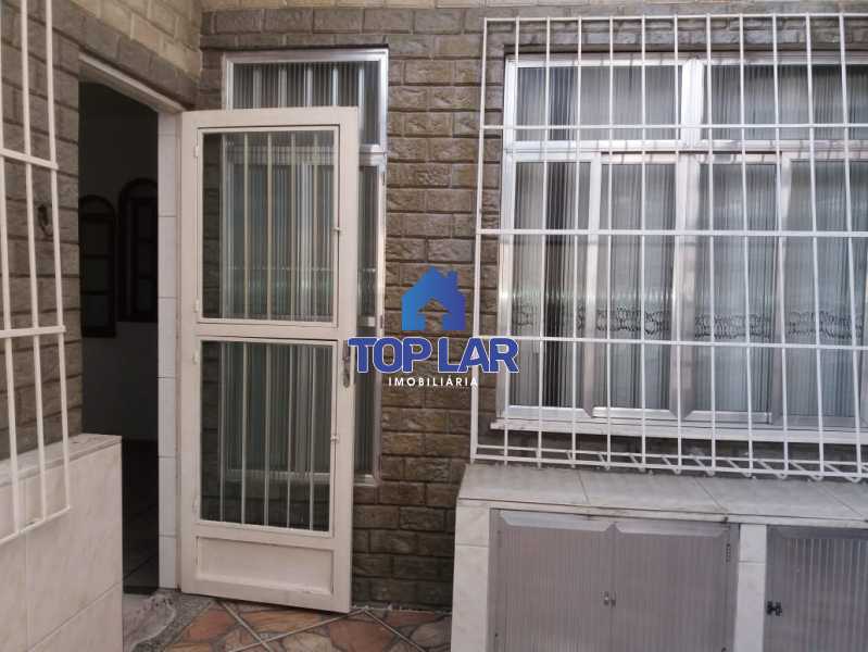 Conheça 25. do imóvel - Apartamento tipo CASA de fundos, com 01 lance de escada. Sala 2 qrts, banh social c blindex, coz. e área de serviço e terraço coberto. - HAAP20105 - 3 25. - Apartamento tipo CASA de fundos, com 01 lance de escada. Sala 2 qrts, banh social c blindex, coz. e área de serviço e terraço coberto. - HAAP20105 - 3