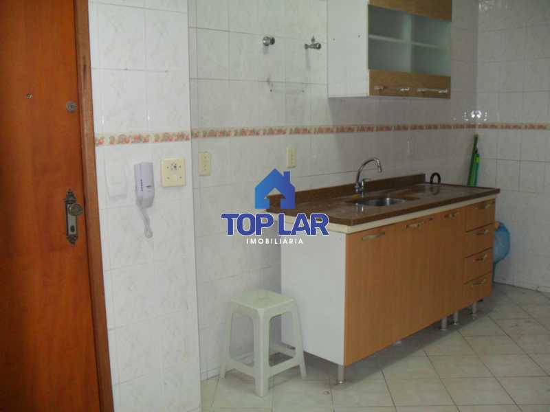 Conheça 22 do imóvel - Amplo apto - 90m², VAZIO - FTE, vrdão, slão, 02qtos - 01ste, 03bhs, coz.planej., sep.área, qto e bh.empr., gar., elev., (Prox.Center Shopping). - HAAP20109 - 23 22 - Amplo apto - 90m², VAZIO - FTE, vrdão, slão, 02qtos - 01ste, 03bhs, coz.planej., sep.área, qto e bh.empr., gar., elev., (Prox.Center Shopping). - HAAP20109 - 23
