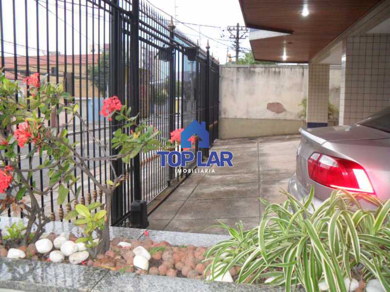 Conheça 28 do imóvel - Amplo apto - 90m², VAZIO - FTE, vrdão, slão, 02qtos - 01ste, 03bhs, coz.planej., sep.área, qto e bh.empr., gar., elev., (Prox.Center Shopping). - HAAP20109 - 29 28 - Amplo apto - 90m², VAZIO - FTE, vrdão, slão, 02qtos - 01ste, 03bhs, coz.planej., sep.área, qto e bh.empr., gar., elev., (Prox.Center Shopping). - HAAP20109 - 29