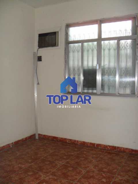 Conheça 07 do imóvel - Apto terreo, VAZIO, fte, sla, 2qtos, SEM CONDOMÍNIO. Lado bom de Ramos. - HAAP20036 - 8 07 - Apto terreo, VAZIO, fte, sla, 2qtos, SEM CONDOMÍNIO. Lado bom de Ramos. - HAAP20036 - 8