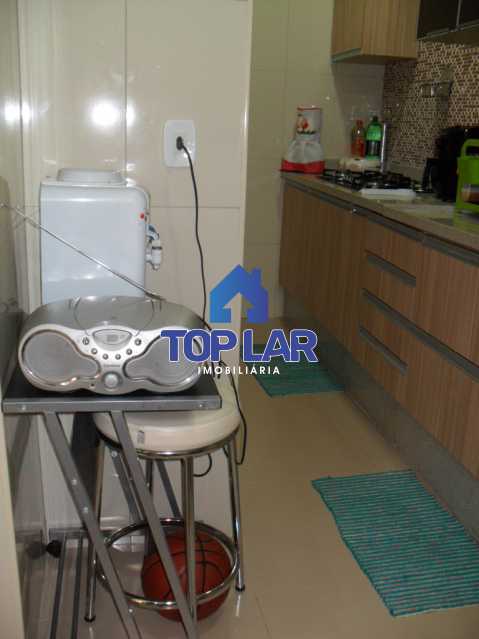 Conheça 14 do imóvel - Vila da Penha - Casa linear, 02qtos, coz.planej., gar, e terraço com qto, bh, área e churrasqueira. - HACA20004 - 15 14 - Vila da Penha - Casa linear, 02qtos, coz.planej., gar, e terraço com qto, bh, área e churrasqueira. - HACA20004 - 15