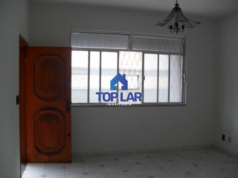 Conheça 06 do imóvel - Casa linear, VAZIA, frente, vrda, 03 qtos - sendo 01 ste e 02 com armários, gar. 04 carros, terração e piscina. - HACA30007 - 7 06 - Casa linear, VAZIA, frente, vrda, 03 qtos - sendo 01 ste e 02 com armários, gar. 04 carros, terração e piscina. - HACA30007 - 7