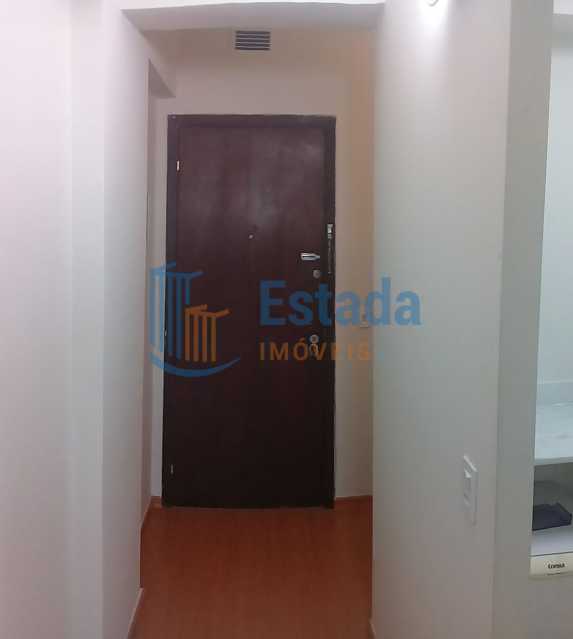 Conheça WhatsApp Image 2021-06-18 at 1 do imóvel - Sala Comercial 45m² para alugar Copacabana, Rio de Janeiro - R$ 1.200 - ESSL00016 - 12 WhatsApp Image 2021-06-18 at 1 - Sala Comercial 45m² para alugar Copacabana, Rio de Janeiro - R$ 1.200 - ESSL00016 - 12