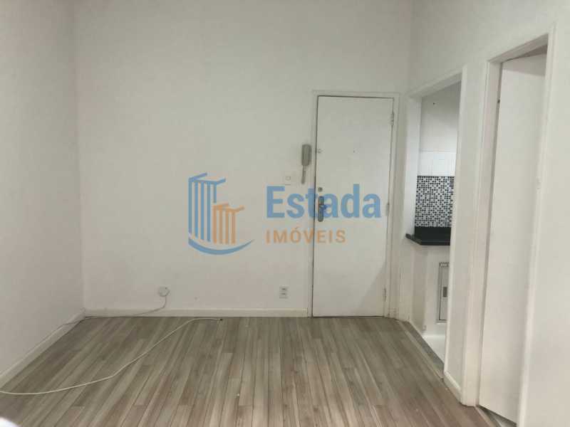 Conheça sala do imóvel - Kitnet/Conjugado 20m² para alugar Copacabana, Rio de Janeiro - R$ 1.000 - ESKI10090 - 3 sala - Kitnet/Conjugado 20m² para alugar Copacabana, Rio de Janeiro - R$ 1.000 - ESKI10090 - 3