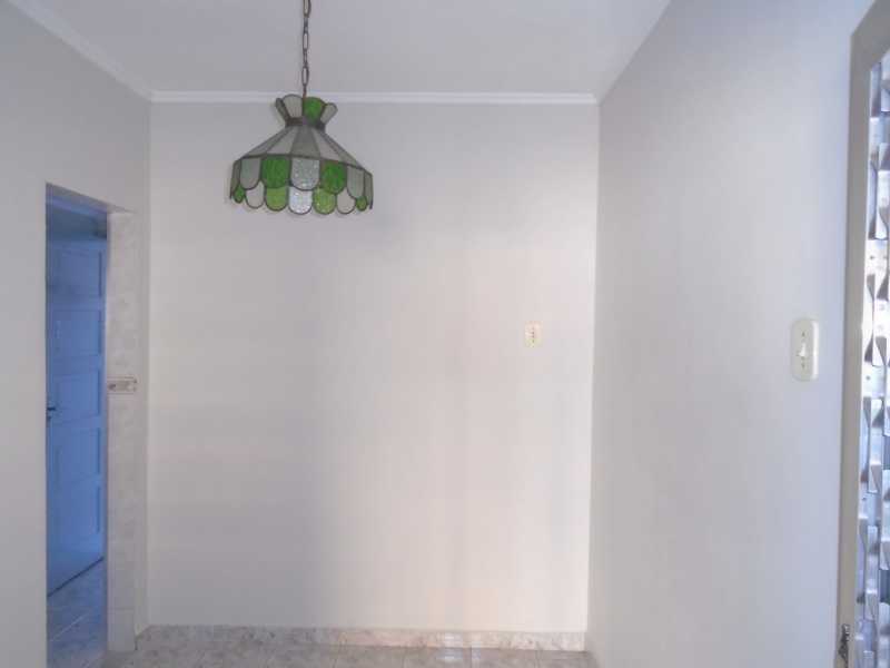 Conheça Sala do imóvel - Camarão - Rua Gonçalo Gouveia, 08 casa 02 - R$ 600,00 - CECA10035 - 4 Sala - Camarão - Rua Gonçalo Gouveia, 08 casa 02 - R$ 600,00 - CECA10035 - 4