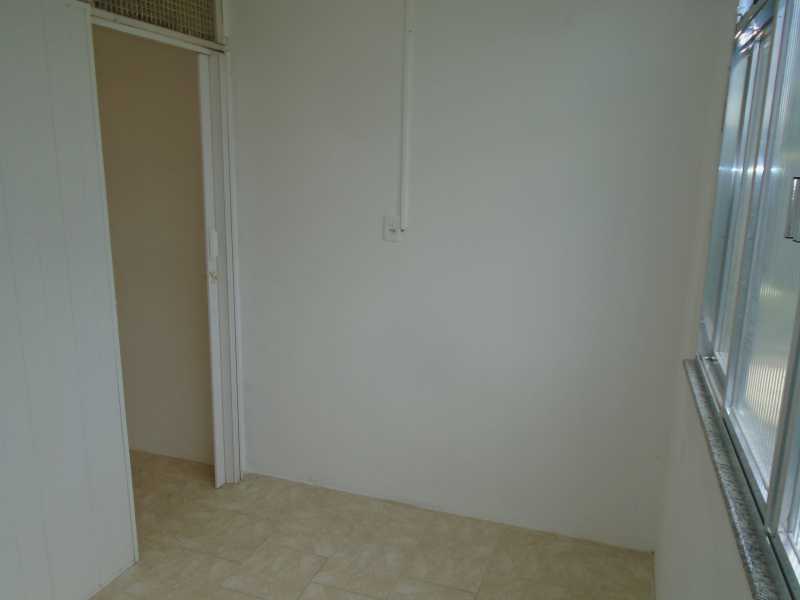 Conheça Quarto I do imóvel - Mutondo - Rua Prof. Adélia Martins, 189 apt 204 - R 700,00 - CEAP20042 - 8 Quarto I - Mutondo - Rua Prof. Adélia Martins, 189 apt 204 - R 700,00 - CEAP20042 - 8