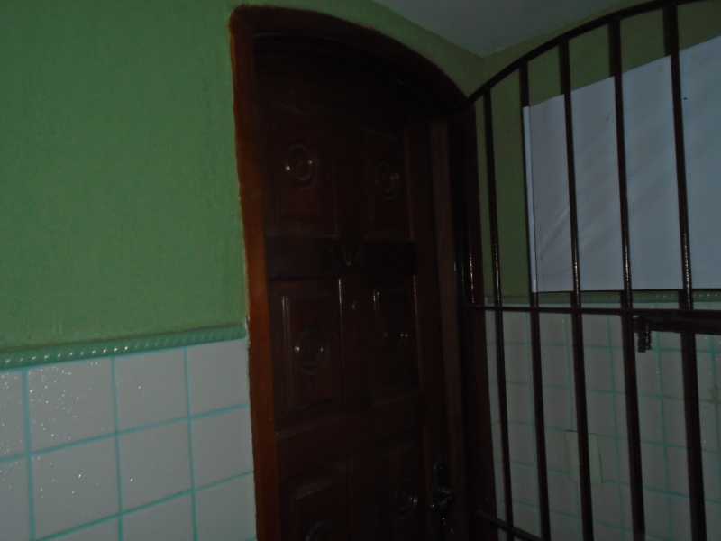 Conheça Entrada do imóvel - Estrela do Norte - Rua Nilo Peçanha, 495 sala 104 - R 600,00 - CESL00016 - 5 Entrada - Estrela do Norte - Rua Nilo Peçanha, 495 sala 104 - R 600,00 - CESL00016 - 5