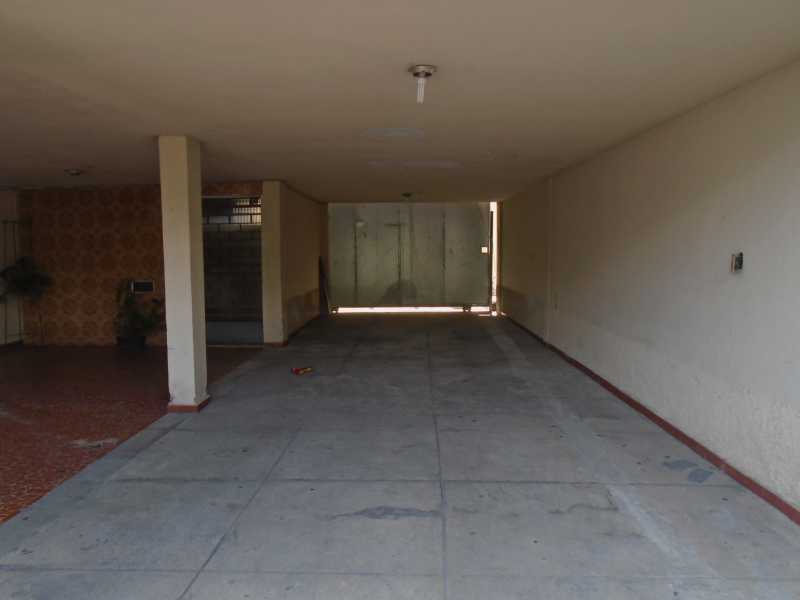 Conheça Garagem do imóvel - Santa Catarina - Rua Dr. Getúlio Vargas, 1593 apt 301 R 900,00 - CEAP20047 - 20 Garagem - Santa Catarina - Rua Dr. Getúlio Vargas, 1593 apt 301 R 900,00 - CEAP20047 - 20