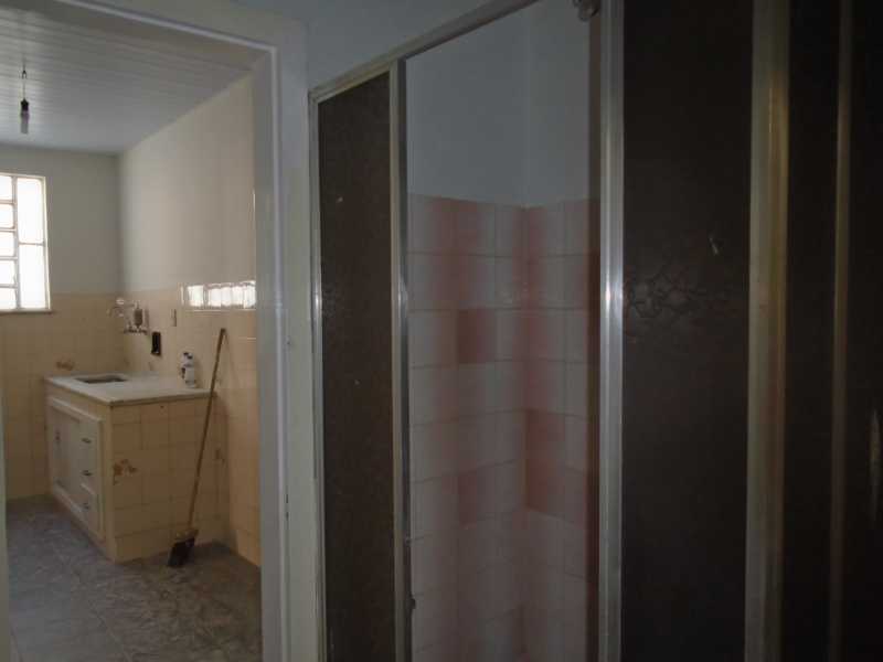 Conheça Banheiro do imóvel - Trindade - Rua Justo Brito Sanches, n 37 - R 930,00 - CECA20042 - 19 Banheiro - Trindade - Rua Justo Brito Sanches, n 37 - R 930,00 - CECA20042 - 19