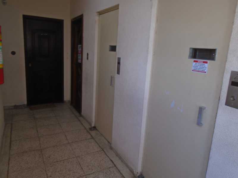 Conheça CORREDOR DE ACESSO - FOTO 02 do imóvel - CENTRO - RUA NILO PEÇANHA, 25 APT 1203 R 700,00 - CEAP20063 - 6 CORREDOR DE ACESSO - FOTO 02 - CENTRO - RUA NILO PEÇANHA, 25 APT 1203 R 700,00 - CEAP20063 - 6