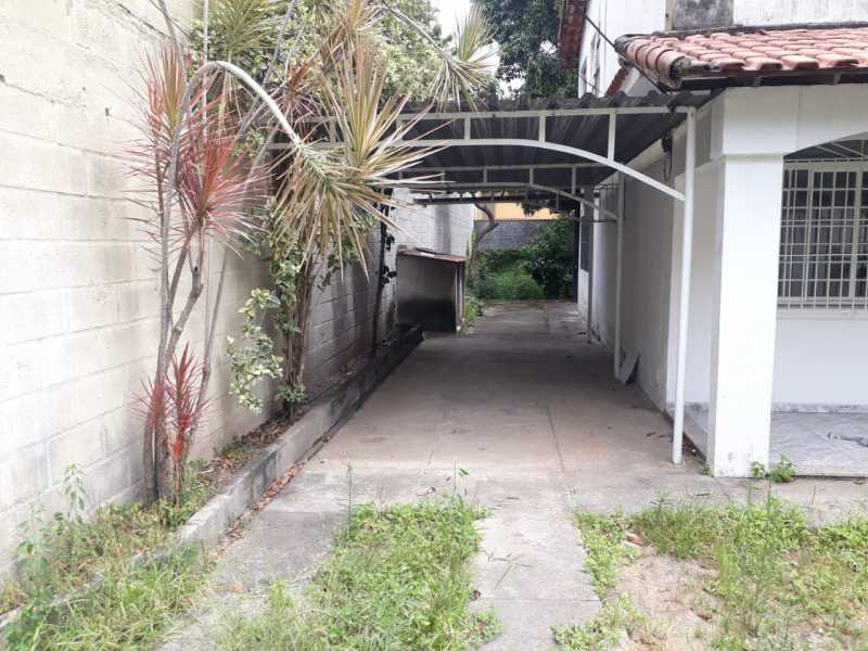 Conheça GARAGEM - FOTO 01 do imóvel - SANTA CATARINA - TRAVESSA ZULMIRA, 644 TÉRREO R 1.000,00 - CECA20008 - 20 GARAGEM - FOTO 01 - SANTA CATARINA - TRAVESSA ZULMIRA, 644 TÉRREO R 1.000,00 - CECA20008 - 20