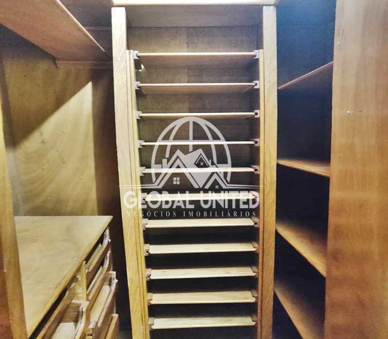 Conheça 10 closet. do imóvel - locação barra da tijuca barra sol 2qts - REAP20175 - 18 10 closet. - locação barra da tijuca barra sol 2qts - REAP20175 - 18