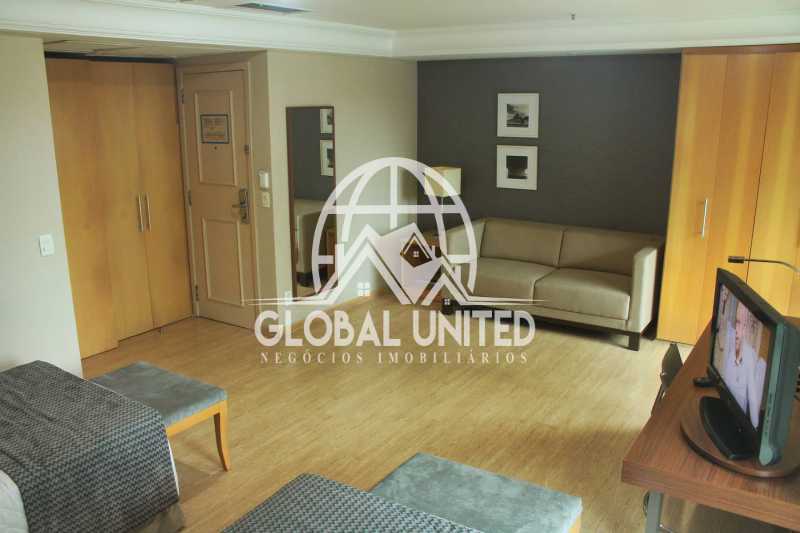Conheça Sala do imóvel - Flat na Barra da Tijuca - REFL10002 - 4 Sala - Flat na Barra da Tijuca - REFL10002 - 4