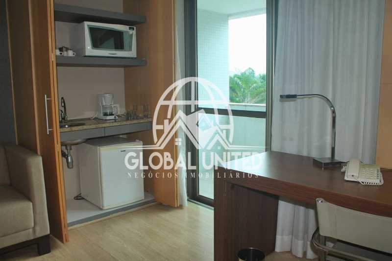 Conheça Vista Armario do imóvel - Flat na Barra da Tijuca - REFL10002 - 10 Vista Armario - Flat na Barra da Tijuca - REFL10002 - 10