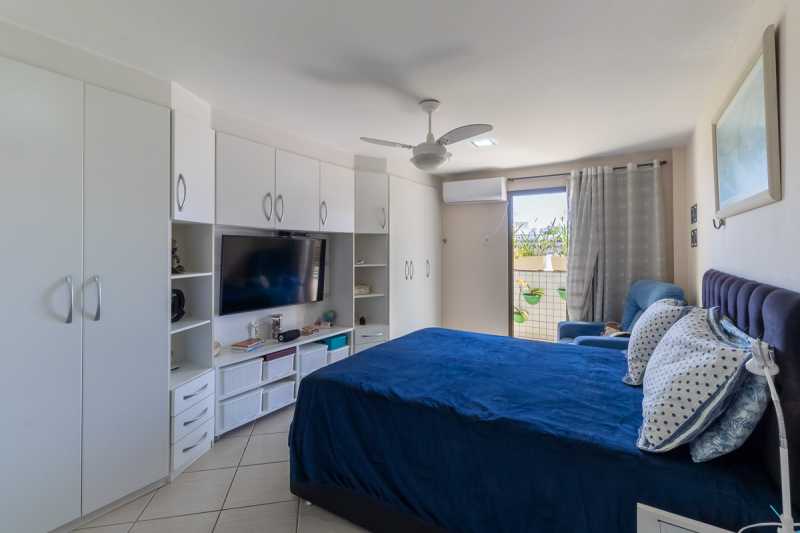 Conheça 03. 1ºar - Suíte 1 1 do imóvel - Cobertura Duplex no Recreio 209m² com 3 quartos sendo 2 suítes, 2 vagas de garagem - RECO30025 - 8 03. 1ºar - Suíte 1 1 - Cobertura Duplex no Recreio 209m² com 3 quartos sendo 2 suítes, 2 vagas de garagem - RECO30025 - 8