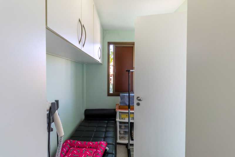 Conheça 17. 1ºar - Quarto de Serviço do imóvel - Cobertura Duplex no Recreio 209m² com 3 quartos sendo 2 suítes, 2 vagas de garagem - RECO30025 - 30 17. 1ºar - Quarto de Serviço - Cobertura Duplex no Recreio 209m² com 3 quartos sendo 2 suítes, 2 vagas de garagem - RECO30025 - 30